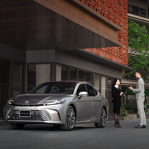 Camry HEV - Biểu tượng cho sự thành đạt
