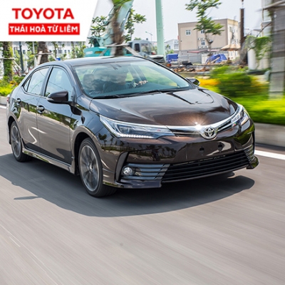 Giá xe Toyota Corolla Altis tháng 12/2021 - Ưu đãi 40 triệu đồng và giảm 50% LPTB